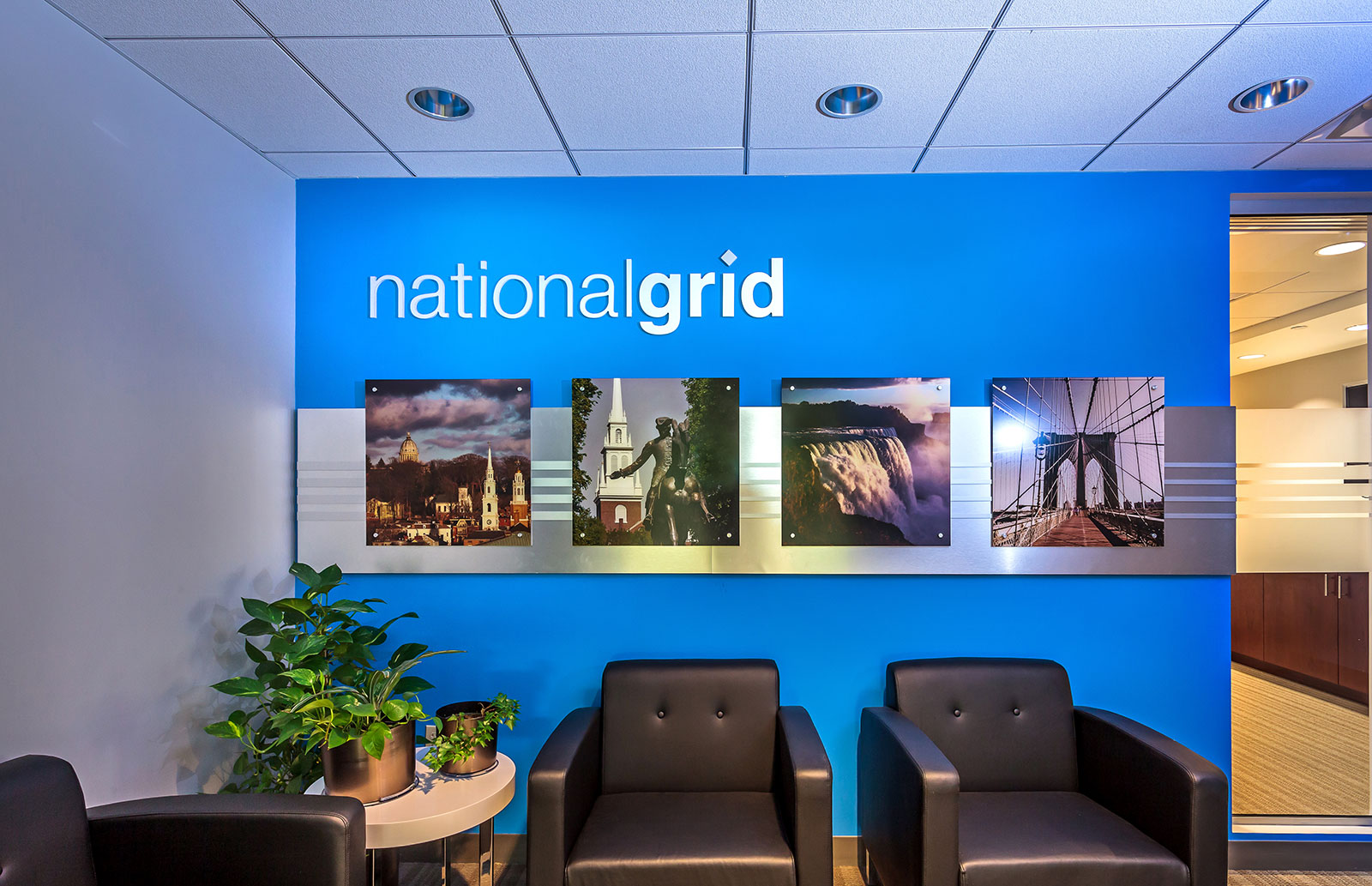 Commercial Branded Environment, National Grid Corporate Lobby, Graphic Design